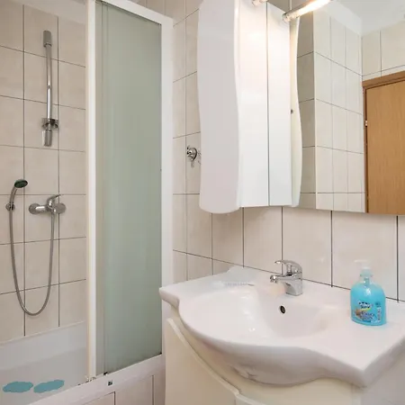 Beach Penthouse Diamond Omiš Zimmer foto
