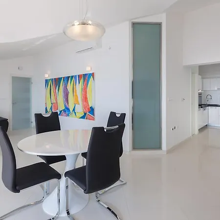 Beach Penthouse Diamond Omiš Exterior foto